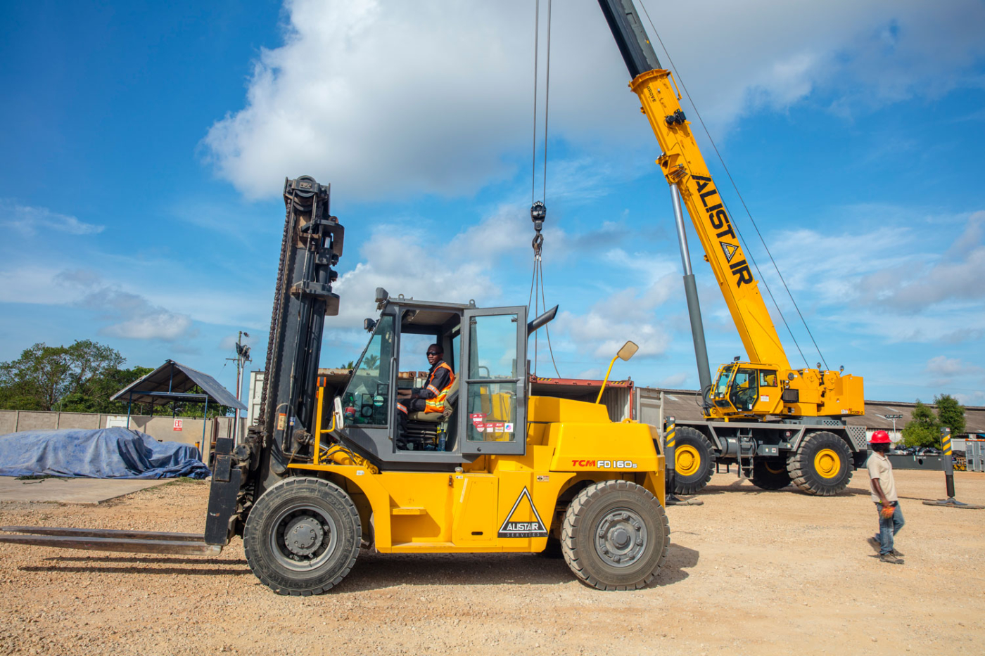Alistair-Group-120Ton-Crane-and-16Ton-Forklift
